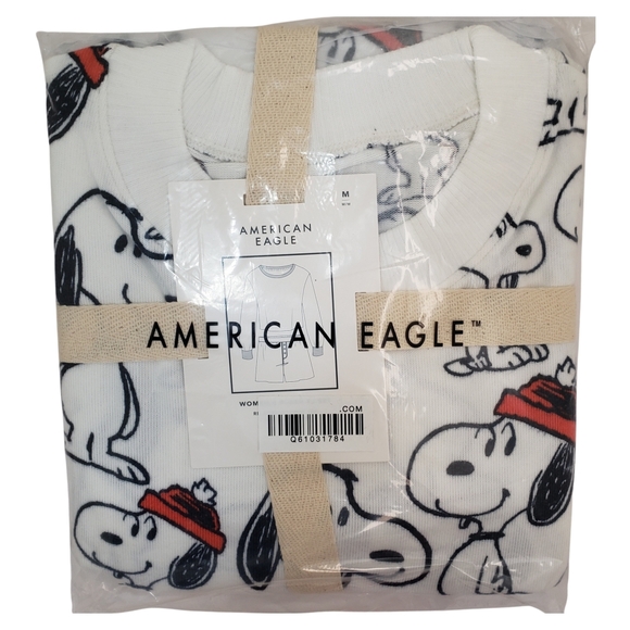 AMERICAN EAGLE Long Sleeve Shirt & Shorts Snoopy Plush Pajama Set NWT - Picture 1 of 1